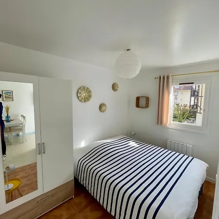 250m Mer, 2 Velos Avec Casques, Entierement Renove En 2025 Cabourg