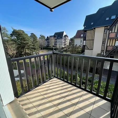 250m Mer, 2 Velos Avec Casques, Entierement Renove En 2025 * Cabourg