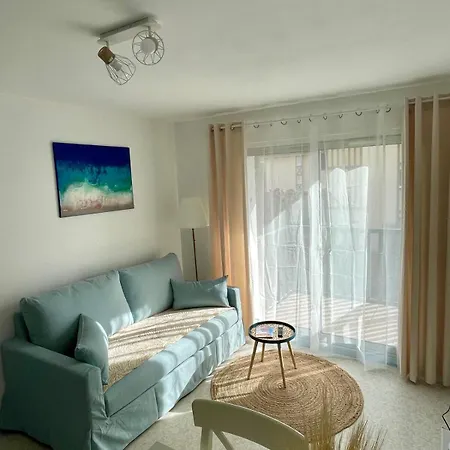 아파트 250m Mer, 2 Velos Avec Casques, Entierement Renove En 2025 *