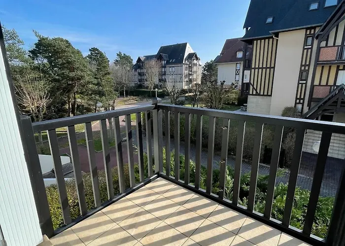 250m Mer, 2 Velos Avec Casques, Entierement Renove En 2025 * Cabourg